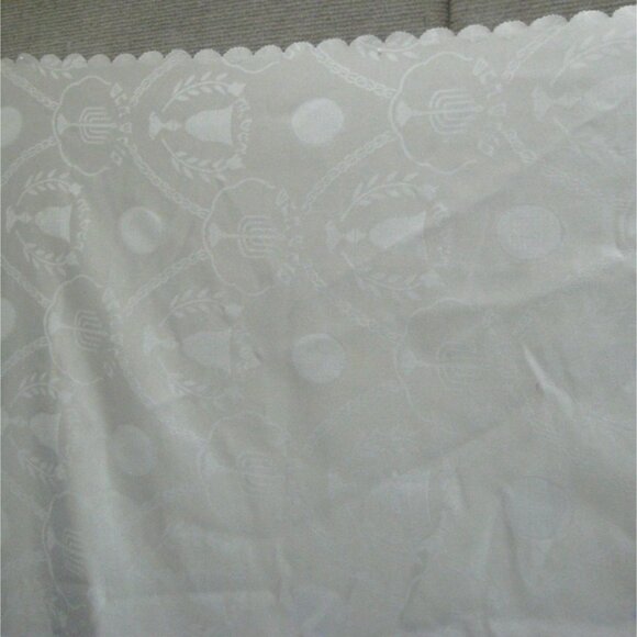 ABBY Tablecloth Shabbat Shabbos Jewish Menorah Candles Polyester 145 x 350 cm - Picture 13 of 14
